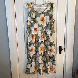 Floral nursing sundress XL